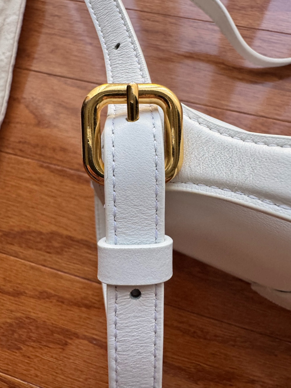 Jacquemus Le Grand Bambino Leather Top-Handle Bag White - Picture 12 of 17